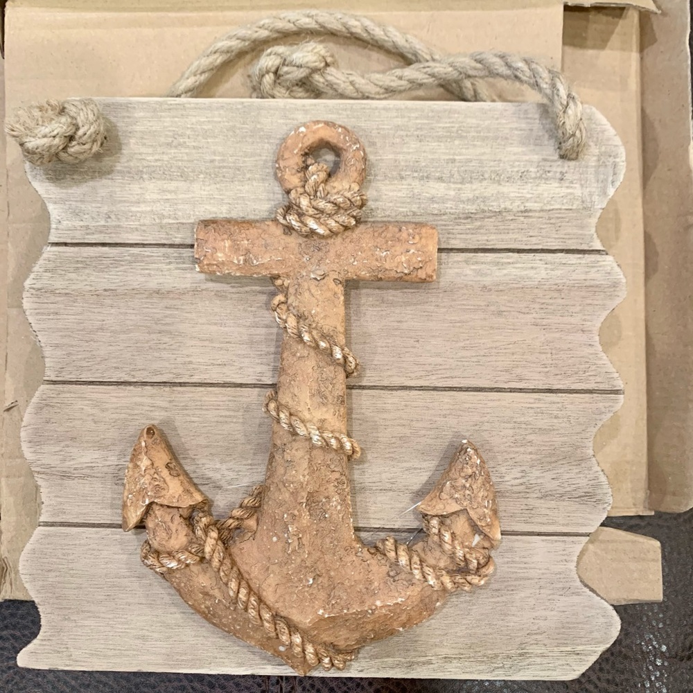 NWT- Anchor Wooden Frame